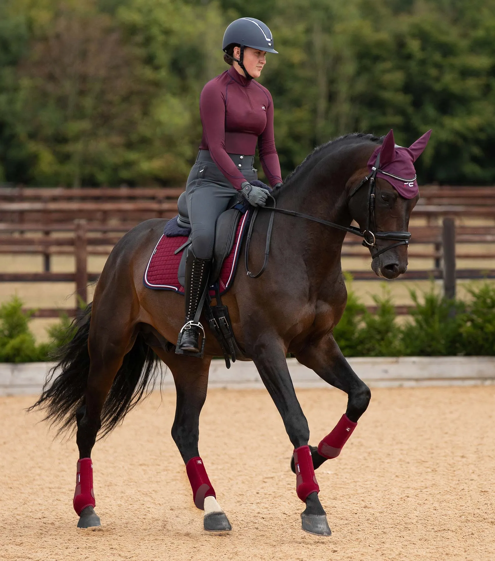 Close Contact Merino Wool European Saddle Pad - Dressage Square Burgundy/Navy