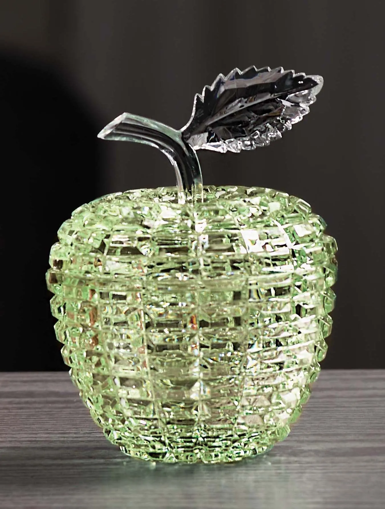 Diamond Cut Apple Jar