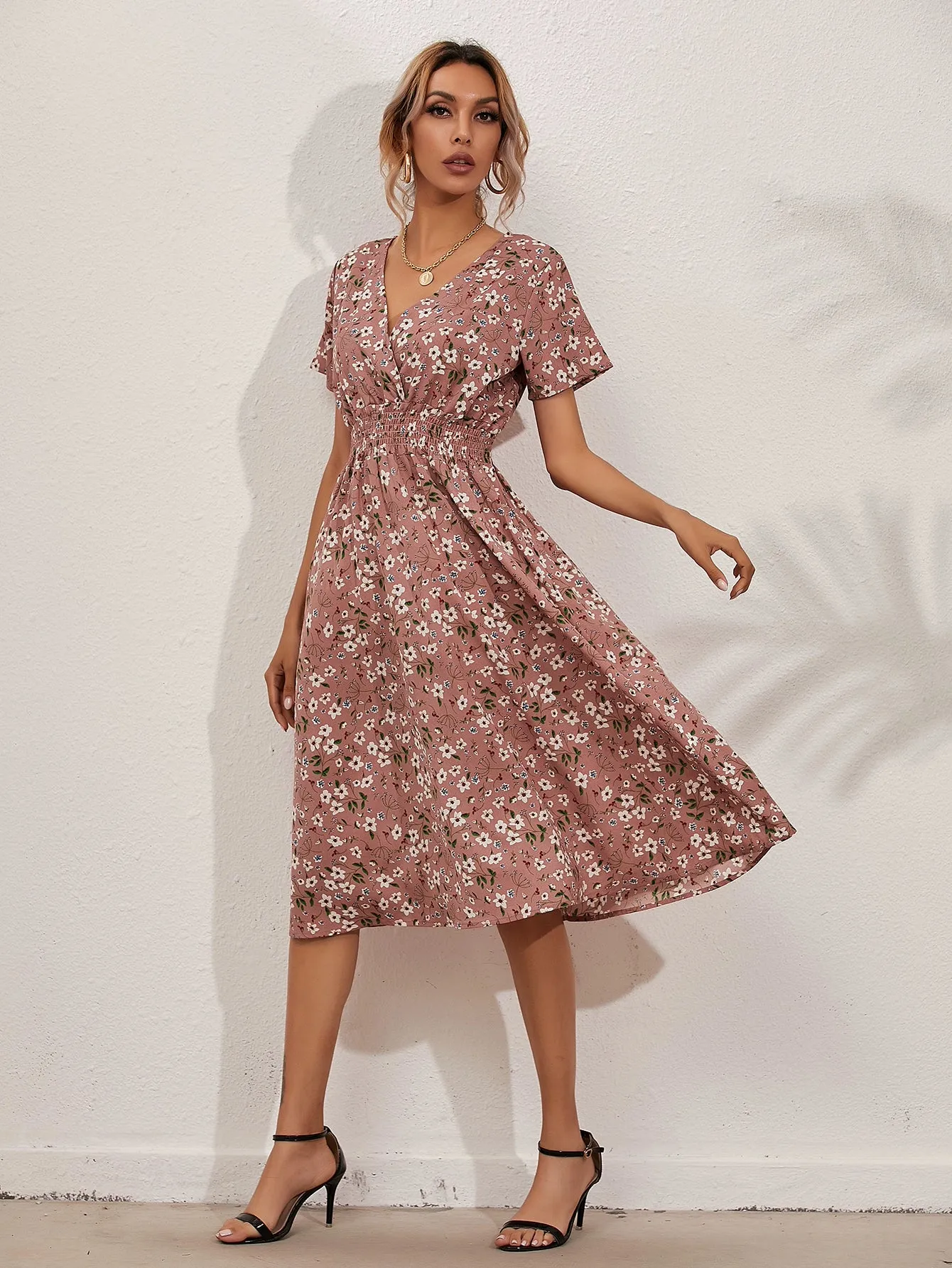 Fresh and Stylish Slim-Waist A- line Floral Dress